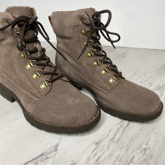Born Codi Gray Suede Lace Up Boot 6M - Picture 9 of 14